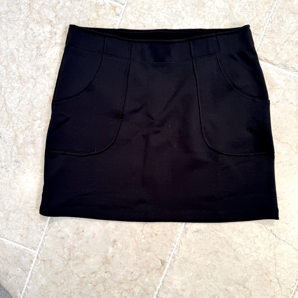 Athleta, black, pull on winter skirt.  Size Medium.